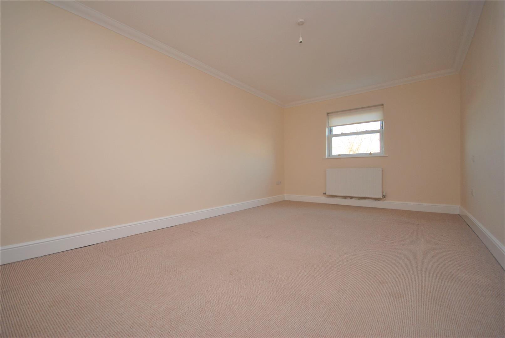 9 St Illtyds Court, Llantwit Major, Vale of Glamorgan, CF61 1UG